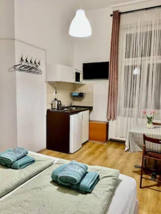 A13 Parliament Sunflower Cozy Apartment 布达佩斯 外观 照片