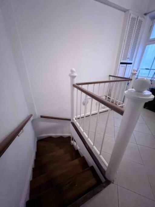 A13 Parliament Sunflower Cozy Apartment 布达佩斯 外观 照片